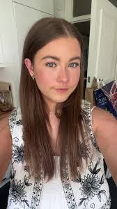 Melody Calvert's Instagram, Twitter & Facebook