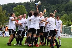 April 1914 nahm der fc sion zum ersten mal an der meisterschaft teil und gewann gegen den fc monthey mit 3:2. Fc Munsingen Fcm Song Fc Munsingen