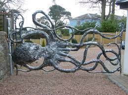 wrought iron octopus gate gartenstrukturen bilder architektur und wohnen