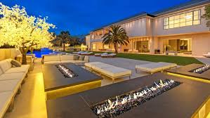 Luxe city hotel los angeles, holiday inn los angeles, los angeles holiday inn. A Los Angeles Une Villa Hyper Luxueuse Bradee A 100 Millions De Dollars Figaro Immobilier