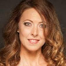 Sherrie Messer's Instagram, Twitter & Facebook