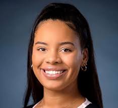 Marissa Marshall's Instagram, Twitter & Facebook