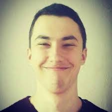 Andrew Komar's Instagram, Twitter & Facebook