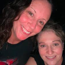 St. Louis-raised standup comedian Nikki Glaser will film a Hulu comedy  special during her next two hometown shows.