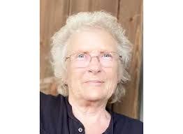 Janet Grube's Instagram, Twitter & Facebook