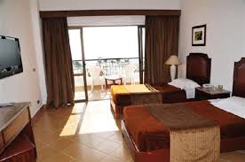 Acest hotel pe plajă creează un mediu ideal atât pentru oameni de afaceri cât și pentru familii și se află la aproximativ 25 de minute cu mașina de centrul hurghadei. My Room Picture Of Marlin Inn Azur Resort Hurghada Tripadvisor