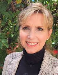 Heidi Fulton's Instagram, Twitter & Facebook