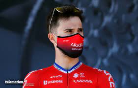 Nacer bouhanni (born 25 july 1990) is a french professional racing cyclist, who rides for uci professional continental team cofidis. L3va71iel24hzm