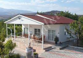 Müstakil ve bahçeli bir eve sahip olmak sanıldığı kadar zor olmayabilir. Mustakil Koy Ev Fiyatlari Ve Modelleri