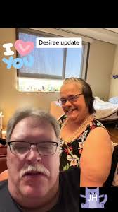 #greenscreen Desiree was in the Hospital yesterday her tummy was hurting  and she thrown up four times and could keep food down but thr Old girl is  doing well thank you with your thoughts, prayers snd ...