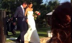 Sin embargo, había algunas personas que ya eran conocedoras del amor que se profesaban. En Imagenes Revientan La Exclusiva De La Boda De Diego Matamoros Y Estela Grande