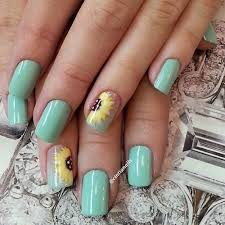 How to paint sunflowers nail art. Easy And Fun Spring Nail Designs Sunflower Nail Art Icycrafts