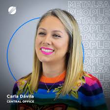 Meet Carla Dávila. She's been collaborating within Grupo Proeza and us for  12 years. "At the age of 23, I began working in the Group and it has been  one of the