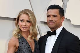 Kelly ripa is an american actress and dancer. Kelly Ripa Dyslexia Can Be A Blessing As Son Makes College Choice