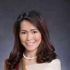 Mae Ochoa's Instagram, Twitter & Facebook