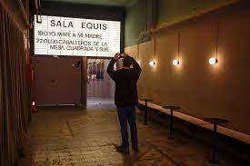 Poesía en la Sala Equis, antes refugio porno | Madrid