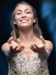 She is known for her work on great performances (1971), il 7 e l'8 (2007) and. Eleonora Abbagnato Ticketcorner