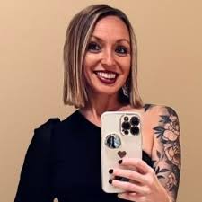 Ashley Earle ™ 🇺🇸