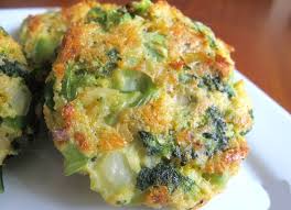 Cocinar el brócoli, podrás encontrar información práctica hecha por expertos sobre cocinar el brócoli en formato texto, vídeo e imágenes. Receta De Tortitas De Brocoli Recetas Mexicanas Comida Mexicana Comida Recetas Vegetarianas Recetas Mexicanas