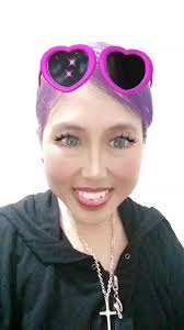 Memperkuat Diri dengan Musik Kelly Clarkson