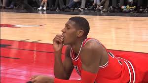News now clips, interviews, movie premiers, exclusives, and more! Kris Dunn S Envole Pour Un Dunk Et S Ecrase Au Sol Balle Courbe