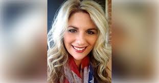 Lori Thacker's Instagram, Twitter & Facebook