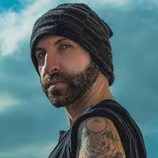 Ell (@EllTheProducer)