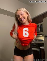 OakleyMiddleton18  brookebaden  therealbrookebaddd Nude Leaks OnlyFans  Photo 12 - Leaked Models