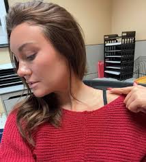 Do I have any fellow ladies who struggle with headaches? I get them too  often and they leave me feeling blahhhhhh. I know that when I stop draggin'  and start moving, my