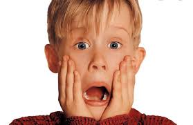 L-inċident seħħ meta l-karozza ta' John Paul Cesare li fiha kien hemm martu  u ibnu, spiċċat waqgħet fil-baħar minn fejn kienet ipparkjata.