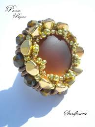 Bague Cabochon Luna Soft Et Perles Avec Support Bague Reglable Bague Par Passion Bijoux Bague Cabochon Bague Bague Perle