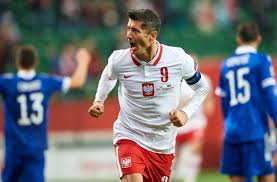 All of bayern's representatives at the competition remain in the hunt for the knockout stages entering the final matchday of the group stage. Fc Bayern Munich Robert Lewandowski Leads Poland To Victory