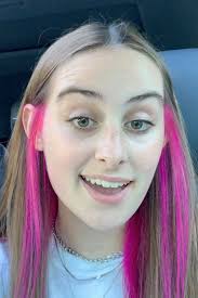 I love Sophia's new pink streaks in her hair! A fun way to start her  sophomore year of high school. The photos show the process... from brown,  to blond, to pink!