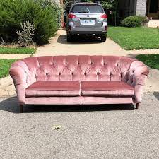 What suits this description better than our stylish pink corner sofa orson. Long Hollywood Regency Pink Or Mauve Velvet Kidney Form Tufted Chesterfield Sofa At 1stdibs