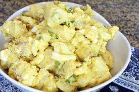 Resep salad buah dengan saus yoghurt green tea. Resipi Salad Kentang Klasik