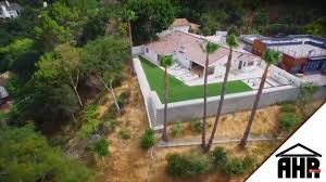 He has recently taken his followers to his house tour. David Dobrik House House Exterior Exterior Design House Design