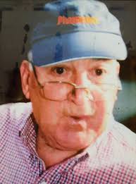 Lamentamos comunicar el fallecimiento del Doctor Carlos Oroño. Ha sido el  primer Director del Hospital Federico Falcon de Del Viso, siendo tambien su  fundador junto a Roberto Bressi, Osvaldo Fernandez, Flia Giardili,