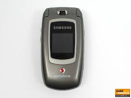 Samsung ZV40: výkonné véčko Vodafonu ...
