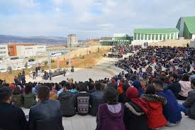 Daha önceden gazi üniversitesine bağlı olan, kırşehir eğitim fakültesi. Kaeu Si 2 Genclik Soleni Yapildi
