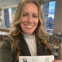 Danielle Rumley's Instagram, Twitter & Facebook