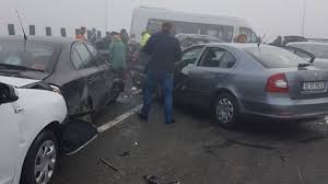 Accident pe autostrada soarelui, intre trei masini si o autoutilitara update. Update Accident In LanÅ£ Pe Autostrada Soarelui 4 MorÅ£i Si Zeci De RÄƒniÅ£i Cel PuÅ£in 20 De Autovehicule Implicate