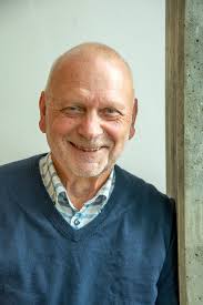 Fredagslunsj! Første møte siden Norge ble stengt ned 12. mars. Kjærkomment  og etterlengtet. I disse koronatider må vi, som alle arrangører, begrense  antall publikummere. Vil folk holde seg hjemme, lurte vi på?