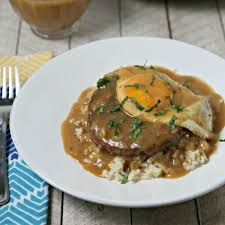 Meatless Loco Moco With Savory Onion Gravy Cooking In Stilettos Recipe Loco Moco Cooking Food
