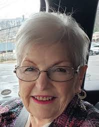 Barbara Marlow's Instagram, Twitter & Facebook