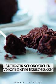 Schokoladig Saftiger Becher Zucchinikuchen Mit Mandeln Zum Geburtstag Und Herzerwarmende Marzipan Bienchen More Is Now Schokokuchen Zucchini Kuchen Saftiger Schokokuchen