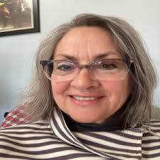 The Wandering Pen: A Podcast of Resilience, History, and the Power of  Storytelling.