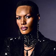 Grace Jones (19 de Maio de 1948)
