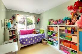 Epingle Par Laura Mccormick Sur Girl Toddler Room Ideas Idee Rangement Chambre Organisation De Chambre D Enfants Chambre Enfant