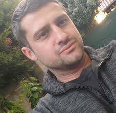 Hello everyone I bought a 2015 Porsche Cayenne with a 3.0 engine. For the  past few weeks, I've been hearing a rattle when the engine is cold. But  since yesterday, I noticed