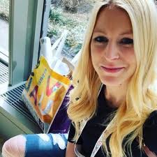 Katie L. Leahy (@MrsKatieLeahy) -இன் பதில்களைக் கொண்ட இடுகைகள்